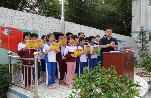 梅县畲江镇中心小学图片