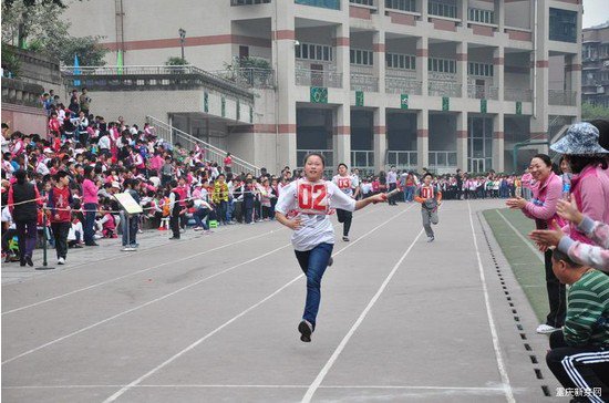 重庆市高新区第一实验小学（重庆高新区实验一小）图片