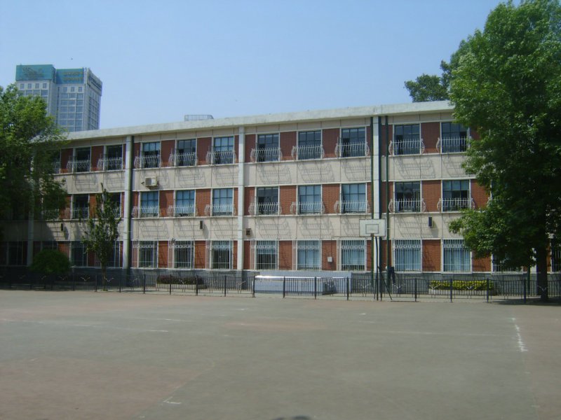 天津市河西区友谊路小学图片