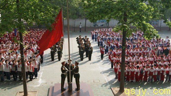 武汉市青山区建设一路小学图片