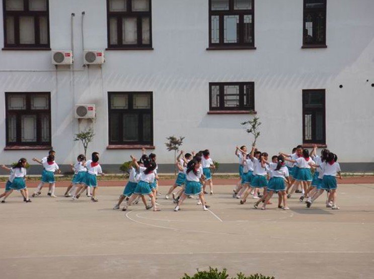 苏州市常熟市兴福中心小学图片