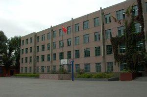 沈阳市东陵区泉园小学图片