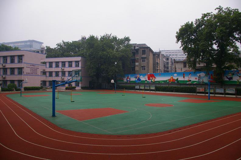 武汉市东方红小学东区图片